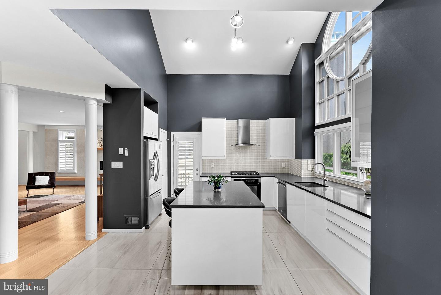 1460 WATERFRONT RD, RESTON, Virginia 20194, 5 Bedrooms Bedrooms, ,4 BathroomsBathrooms,Residential,For sale,1460 WATERFRONT RD,VAFX2239040 MLS # VAFX2239040
