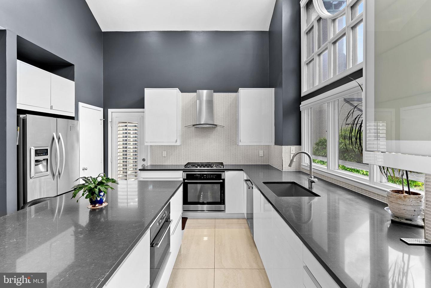 1460 WATERFRONT RD, RESTON, Virginia 20194, 5 Bedrooms Bedrooms, ,4 BathroomsBathrooms,Residential,For sale,1460 WATERFRONT RD,VAFX2239040 MLS # VAFX2239040