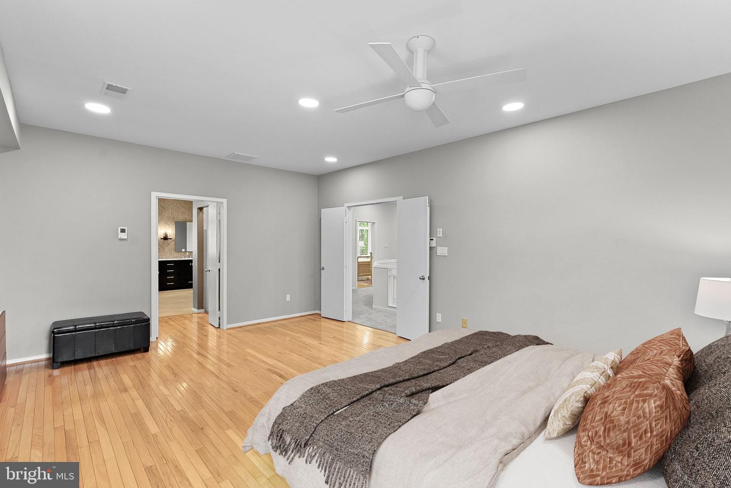 1460 WATERFRONT RD, RESTON, Virginia 20194, 5 Bedrooms Bedrooms, ,4 BathroomsBathrooms,Residential,For sale,1460 WATERFRONT RD,VAFX2239040 MLS # VAFX2239040