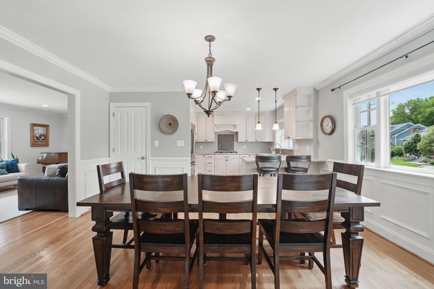 2719 N POLLARD ST, ARLINGTON, Virginia 22207, 4 Bedrooms Bedrooms, ,3 BathroomsBathrooms,Residential,For sale,2719 N POLLARD ST,VAAR2057152 MLS # VAAR2057152