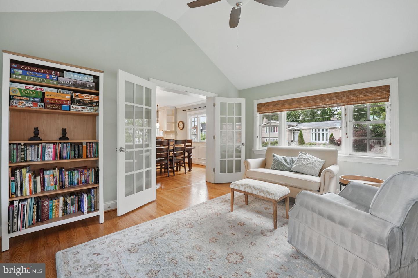 2719 N POLLARD ST, ARLINGTON, Virginia 22207, 4 Bedrooms Bedrooms, ,3 BathroomsBathrooms,Residential,For sale,2719 N POLLARD ST,VAAR2057152 MLS # VAAR2057152