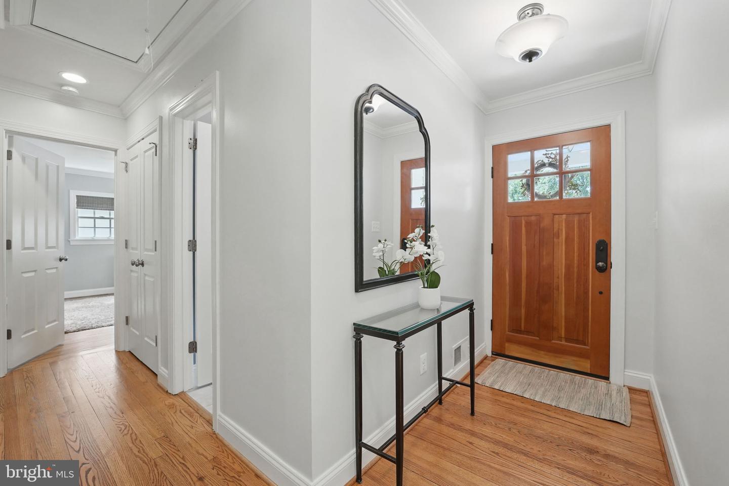 2719 N POLLARD ST, ARLINGTON, Virginia 22207, 4 Bedrooms Bedrooms, ,3 BathroomsBathrooms,Residential,For sale,2719 N POLLARD ST,VAAR2057152 MLS # VAAR2057152