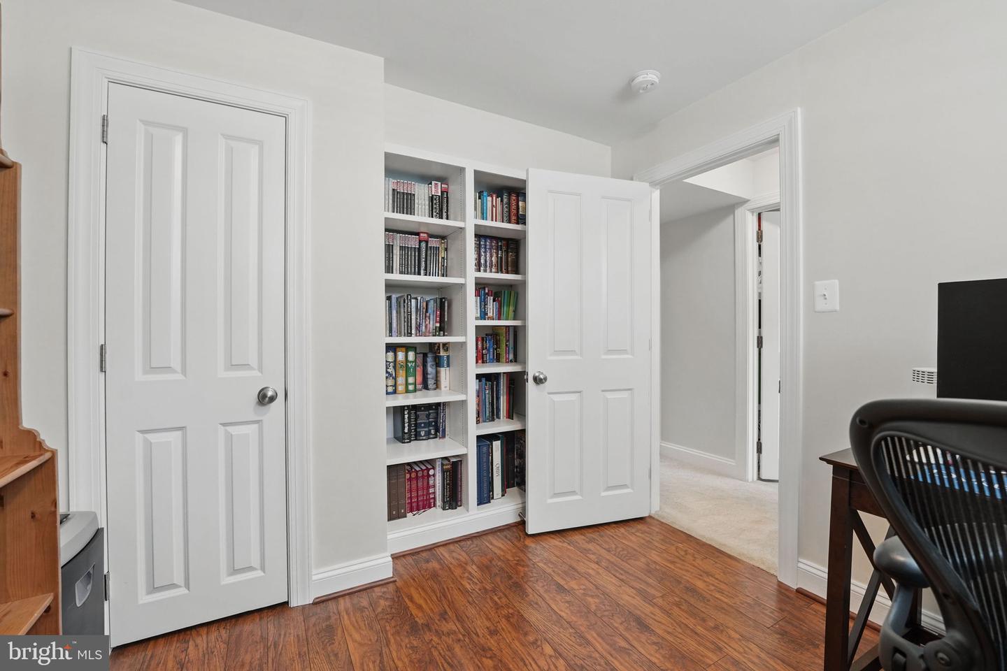 2719 N POLLARD ST, ARLINGTON, Virginia 22207, 4 Bedrooms Bedrooms, ,3 BathroomsBathrooms,Residential,For sale,2719 N POLLARD ST,VAAR2057152 MLS # VAAR2057152