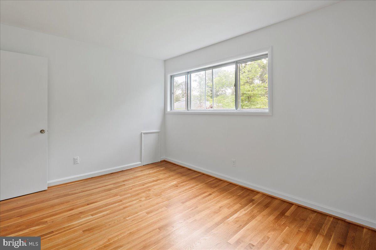8815 BEAUCHAMP DR, ALEXANDRIA, Virginia 22309, 4 Bedrooms Bedrooms, ,3 BathroomsBathrooms,Residential,For sale,8815 BEAUCHAMP DR,VAFX2239142 MLS # VAFX2239142
