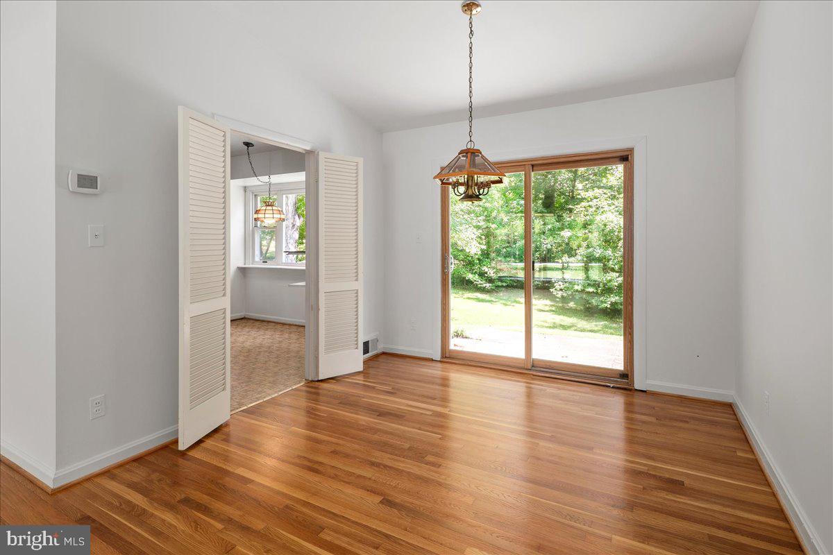 8815 BEAUCHAMP DR, ALEXANDRIA, Virginia 22309, 4 Bedrooms Bedrooms, ,3 BathroomsBathrooms,Residential,For sale,8815 BEAUCHAMP DR,VAFX2239142 MLS # VAFX2239142
