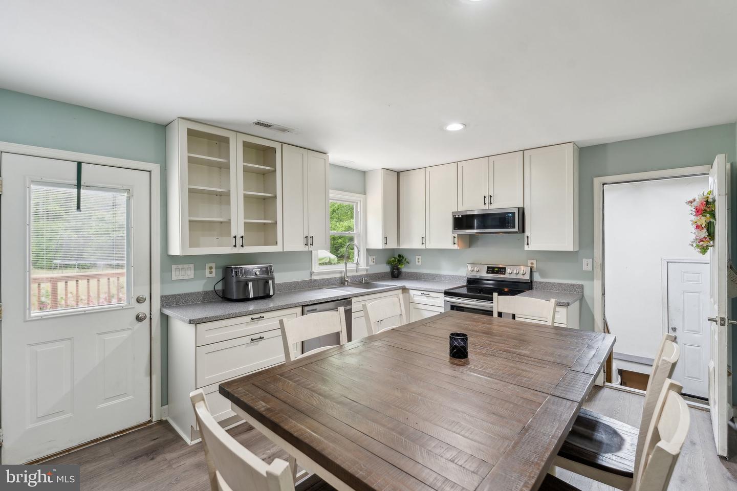 27076 JENNINGS DR, RUTHER GLEN, Virginia 22546, 3 Bedrooms Bedrooms, 7 Rooms Rooms,2 BathroomsBathrooms,Residential,For sale,27076 JENNINGS DR,VACV2008108 MLS # VACV2008108