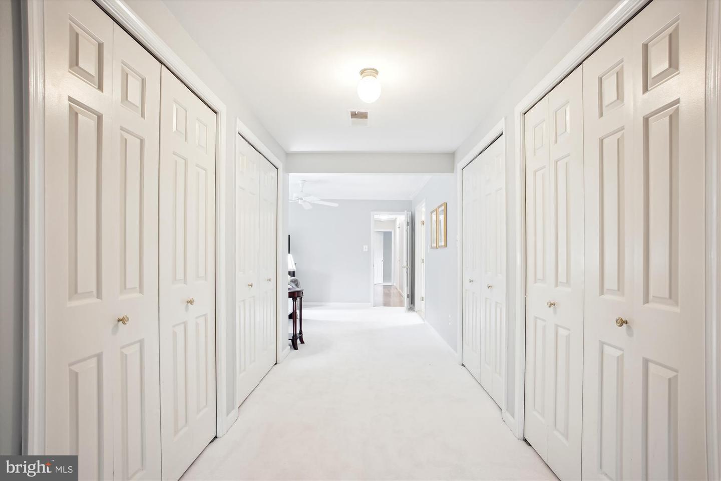 9532 LOCUST HILL DR, GREAT FALLS, Virginia 22066, 5 Bedrooms Bedrooms, ,3 BathroomsBathrooms,Residential,For sale,9532 LOCUST HILL DR,VAFX2239222 MLS # VAFX2239222