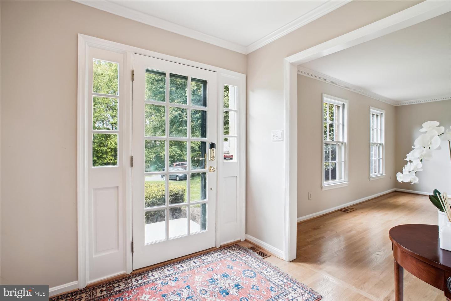 9532 LOCUST HILL DR, GREAT FALLS, Virginia 22066, 5 Bedrooms Bedrooms, ,3 BathroomsBathrooms,Residential,For sale,9532 LOCUST HILL DR,VAFX2239222 MLS # VAFX2239222