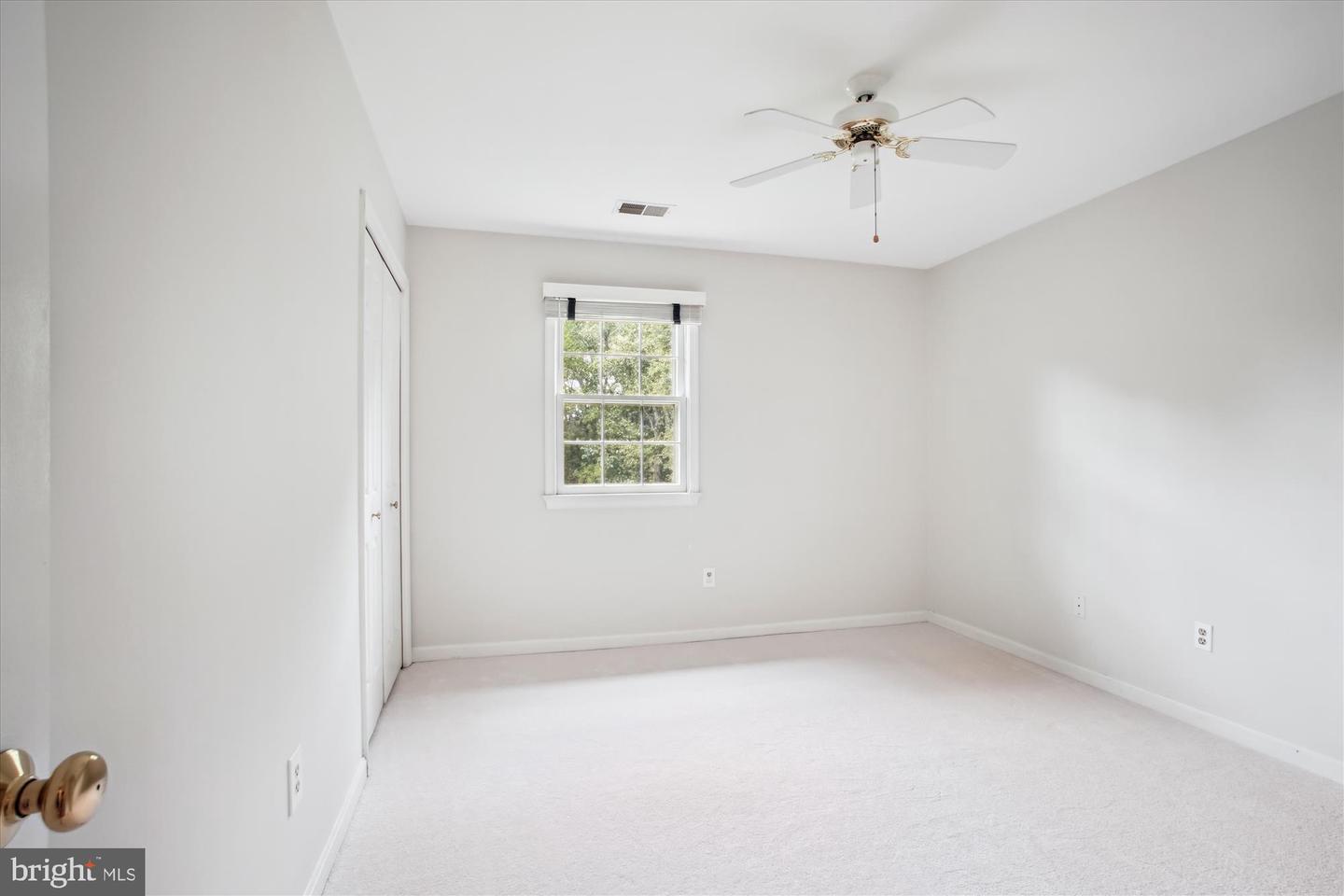 9532 LOCUST HILL DR, GREAT FALLS, Virginia 22066, 5 Bedrooms Bedrooms, ,3 BathroomsBathrooms,Residential,For sale,9532 LOCUST HILL DR,VAFX2239222 MLS # VAFX2239222