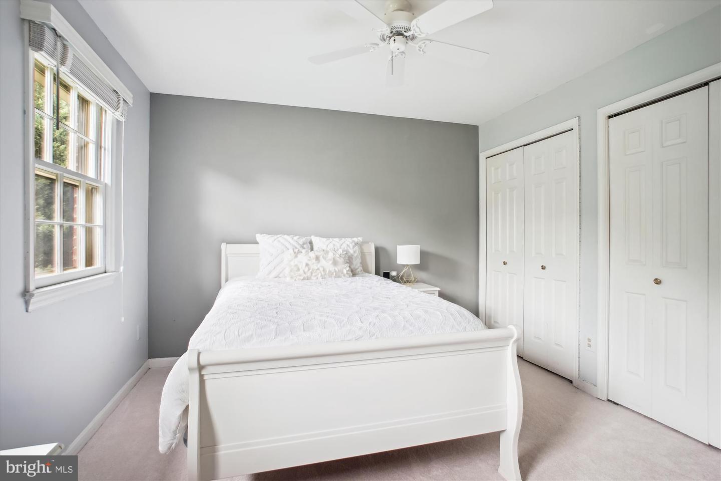 9532 LOCUST HILL DR, GREAT FALLS, Virginia 22066, 5 Bedrooms Bedrooms, ,3 BathroomsBathrooms,Residential,For sale,9532 LOCUST HILL DR,VAFX2239222 MLS # VAFX2239222