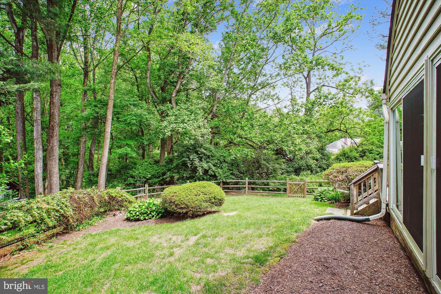 9532 LOCUST HILL DR, GREAT FALLS, Virginia 22066, 5 Bedrooms Bedrooms, ,3 BathroomsBathrooms,Residential,For sale,9532 LOCUST HILL DR,VAFX2239222 MLS # VAFX2239222