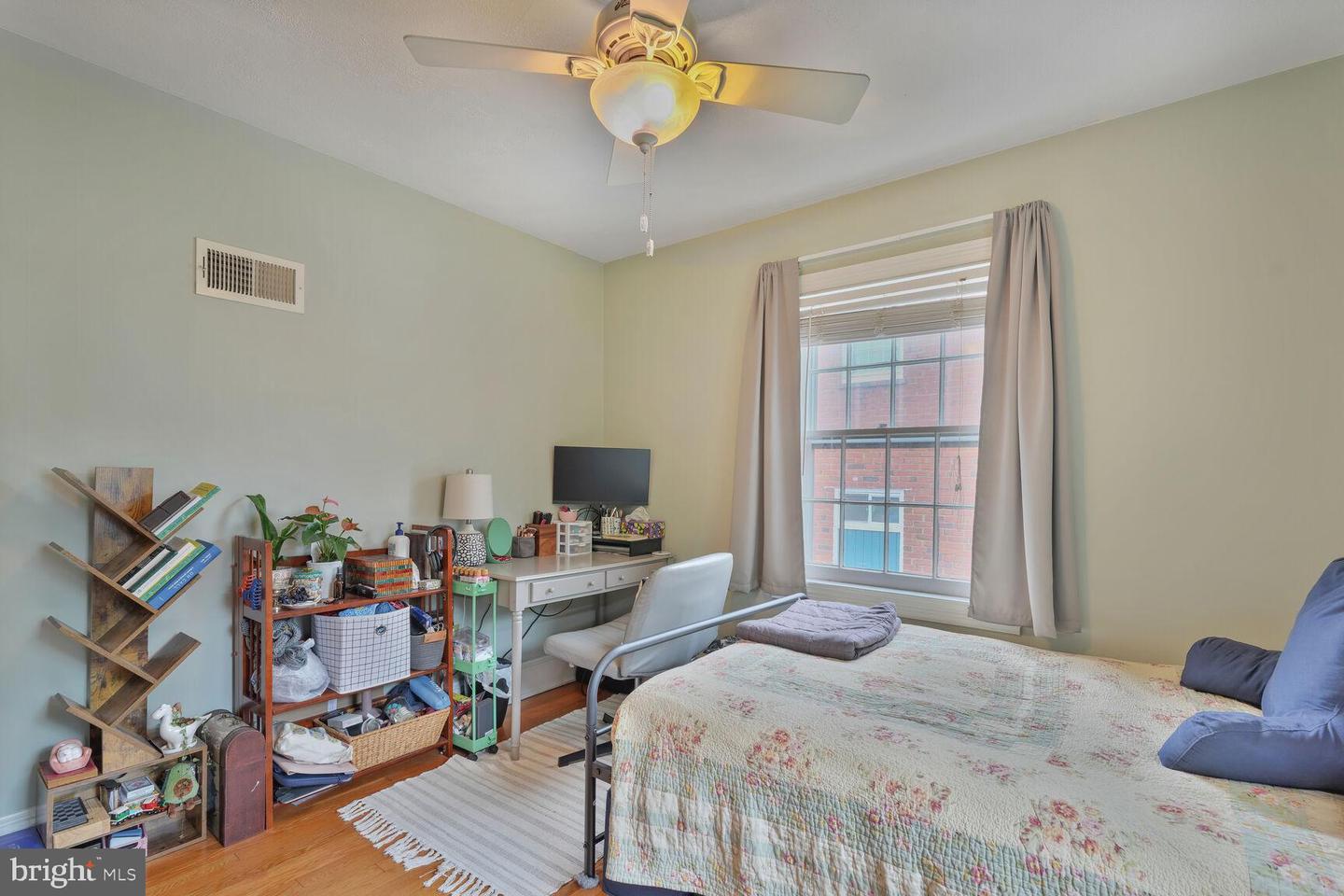 834 N ABINGDON ST, ARLINGTON, Virginia 22203, 4 Bedrooms Bedrooms, ,2 BathroomsBathrooms,Residential,For sale,834 N ABINGDON ST,VAAR2057106 MLS # VAAR2057106