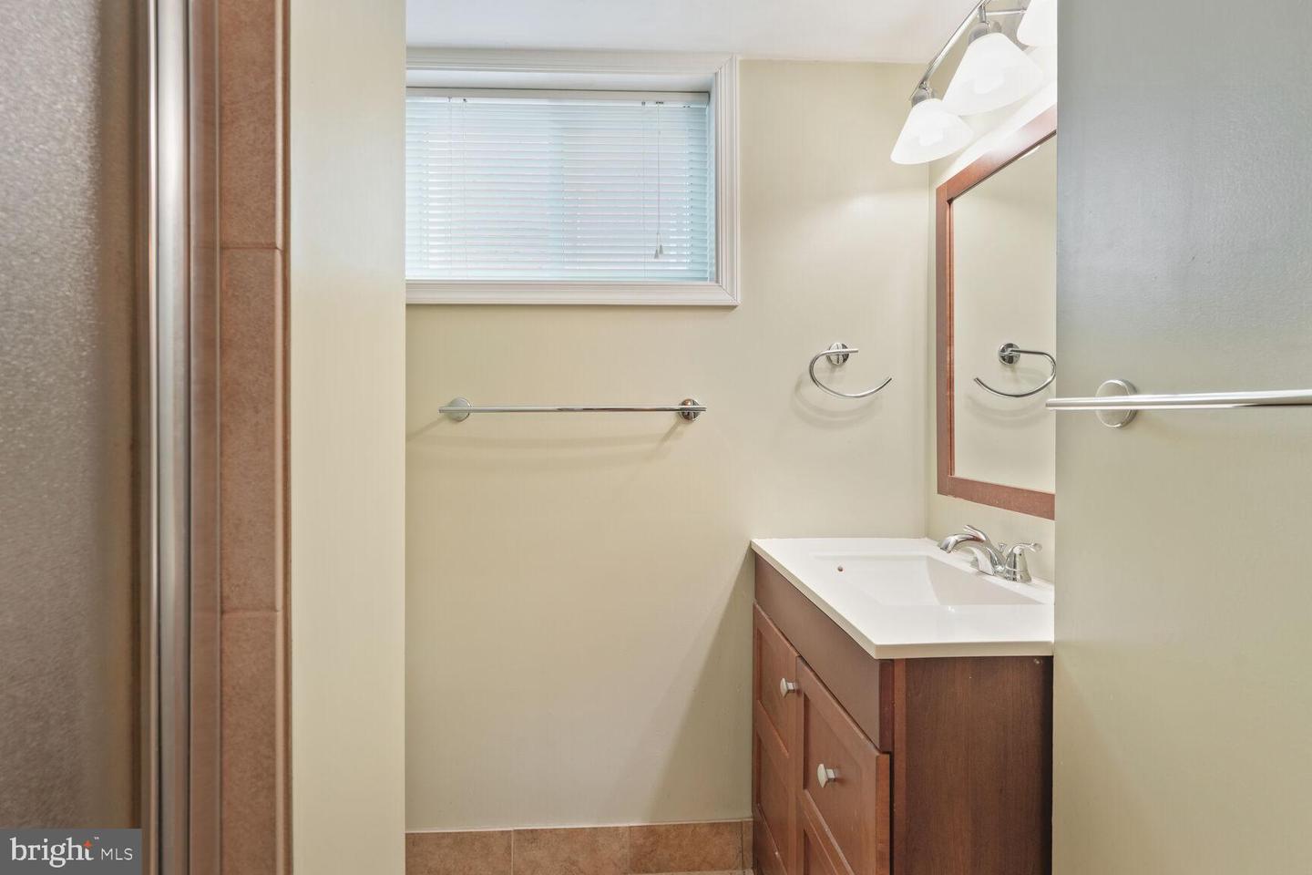 834 N ABINGDON ST, ARLINGTON, Virginia 22203, 4 Bedrooms Bedrooms, ,2 BathroomsBathrooms,Residential,For sale,834 N ABINGDON ST,VAAR2057106 MLS # VAAR2057106