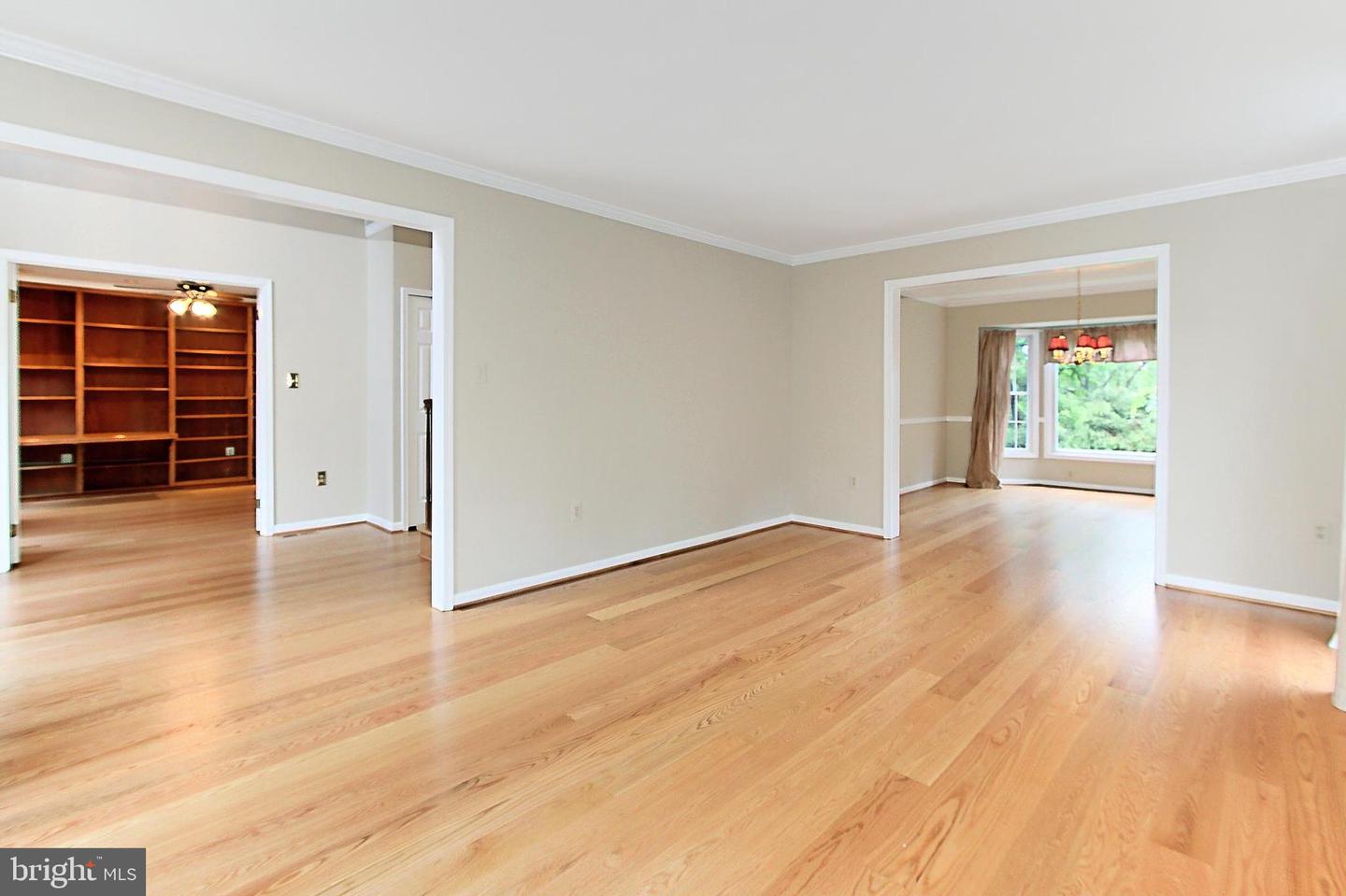 15331 OAKMERE PL, CENTREVILLE, Virginia 20120, 4 Bedrooms Bedrooms, ,4 BathroomsBathrooms,Residential,For sale,15331 OAKMERE PL,VAFX2239026 MLS # VAFX2239026