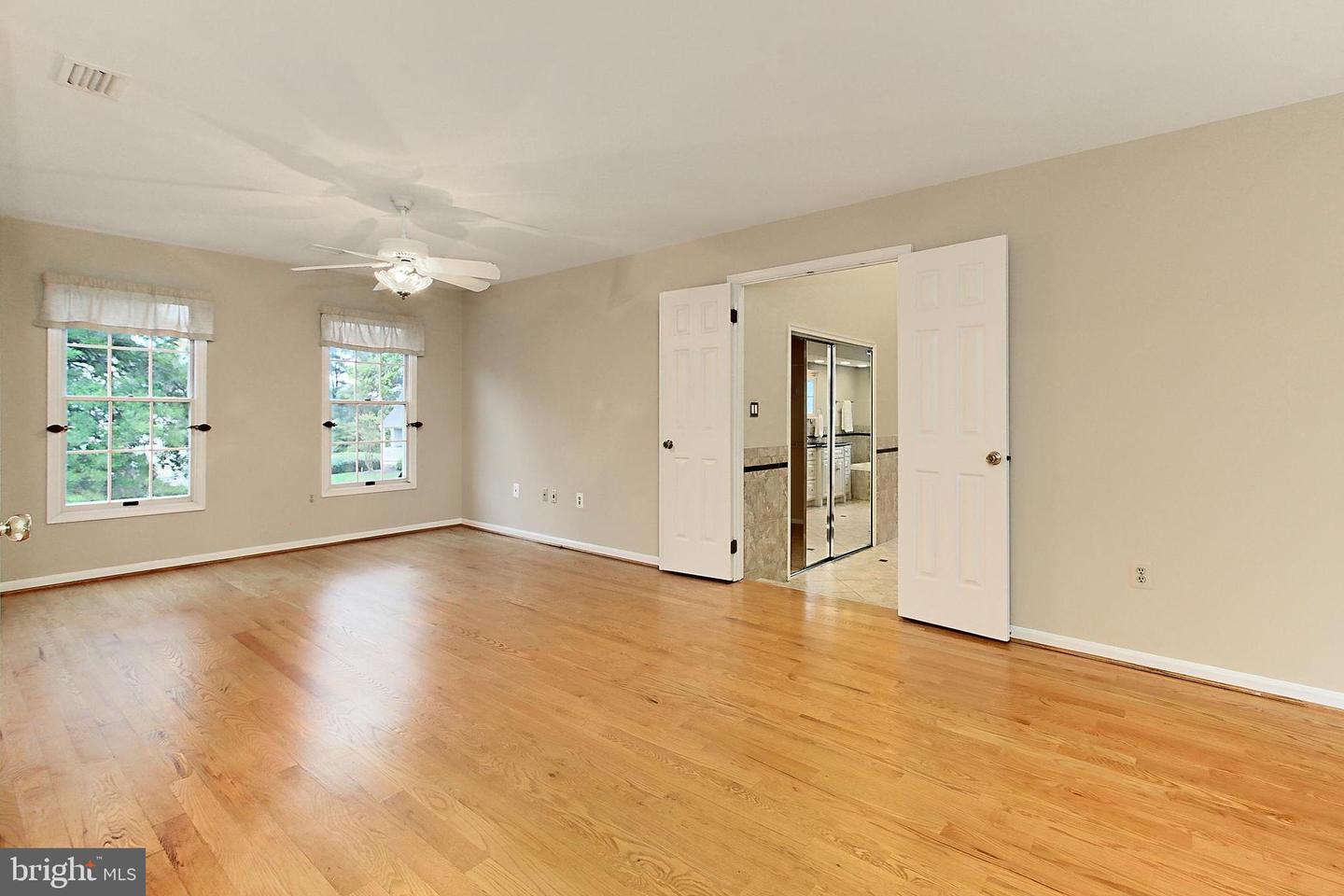 15331 OAKMERE PL, CENTREVILLE, Virginia 20120, 4 Bedrooms Bedrooms, ,4 BathroomsBathrooms,Residential,For sale,15331 OAKMERE PL,VAFX2239026 MLS # VAFX2239026