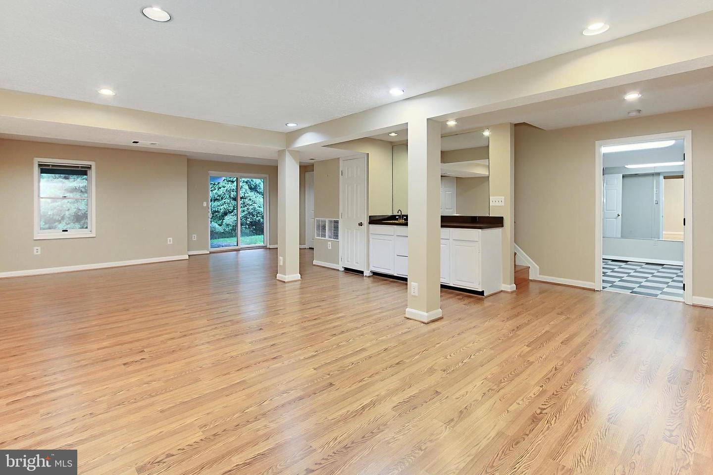 15331 OAKMERE PL, CENTREVILLE, Virginia 20120, 4 Bedrooms Bedrooms, ,4 BathroomsBathrooms,Residential,For sale,15331 OAKMERE PL,VAFX2239026 MLS # VAFX2239026