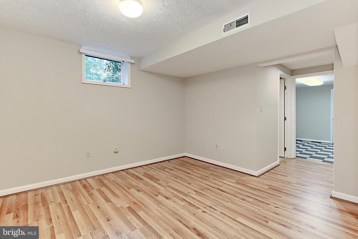 15331 OAKMERE PL, CENTREVILLE, Virginia 20120, 4 Bedrooms Bedrooms, ,4 BathroomsBathrooms,Residential,For sale,15331 OAKMERE PL,VAFX2239026 MLS # VAFX2239026