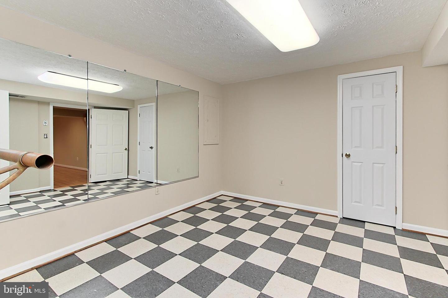 15331 OAKMERE PL, CENTREVILLE, Virginia 20120, 4 Bedrooms Bedrooms, ,4 BathroomsBathrooms,Residential,For sale,15331 OAKMERE PL,VAFX2239026 MLS # VAFX2239026