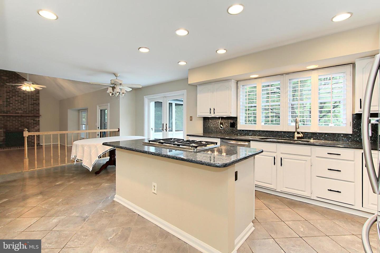 15331 OAKMERE PL, CENTREVILLE, Virginia 20120, 4 Bedrooms Bedrooms, ,4 BathroomsBathrooms,Residential,For sale,15331 OAKMERE PL,VAFX2239026 MLS # VAFX2239026