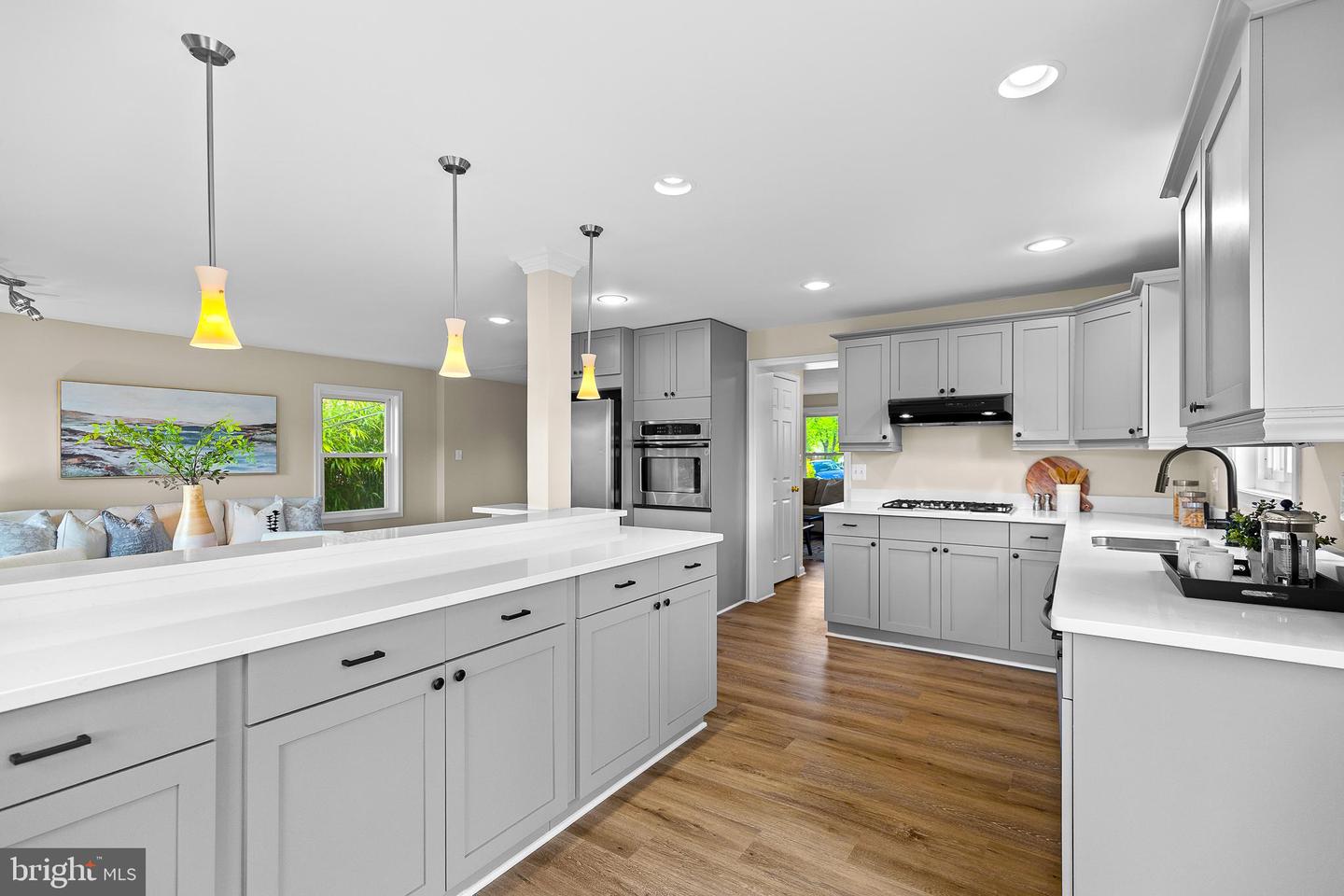 5802 15TH ST N, ARLINGTON, Virginia 22205, 4 Bedrooms Bedrooms, ,2 BathroomsBathrooms,Residential,For sale,5802 15TH ST N,VAAR2057136 MLS # VAAR2057136