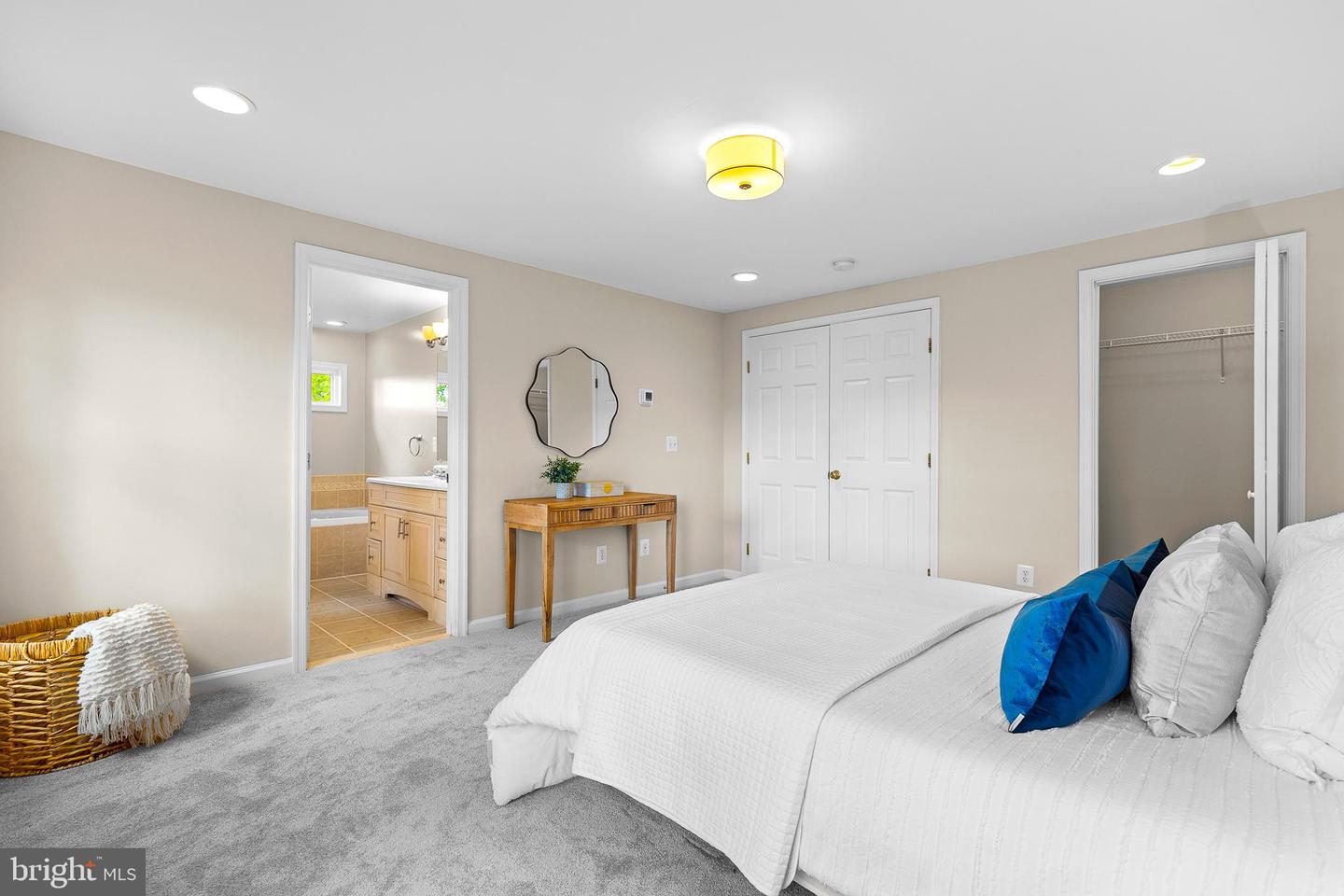 5802 15TH ST N, ARLINGTON, Virginia 22205, 4 Bedrooms Bedrooms, ,2 BathroomsBathrooms,Residential,For sale,5802 15TH ST N,VAAR2057136 MLS # VAAR2057136