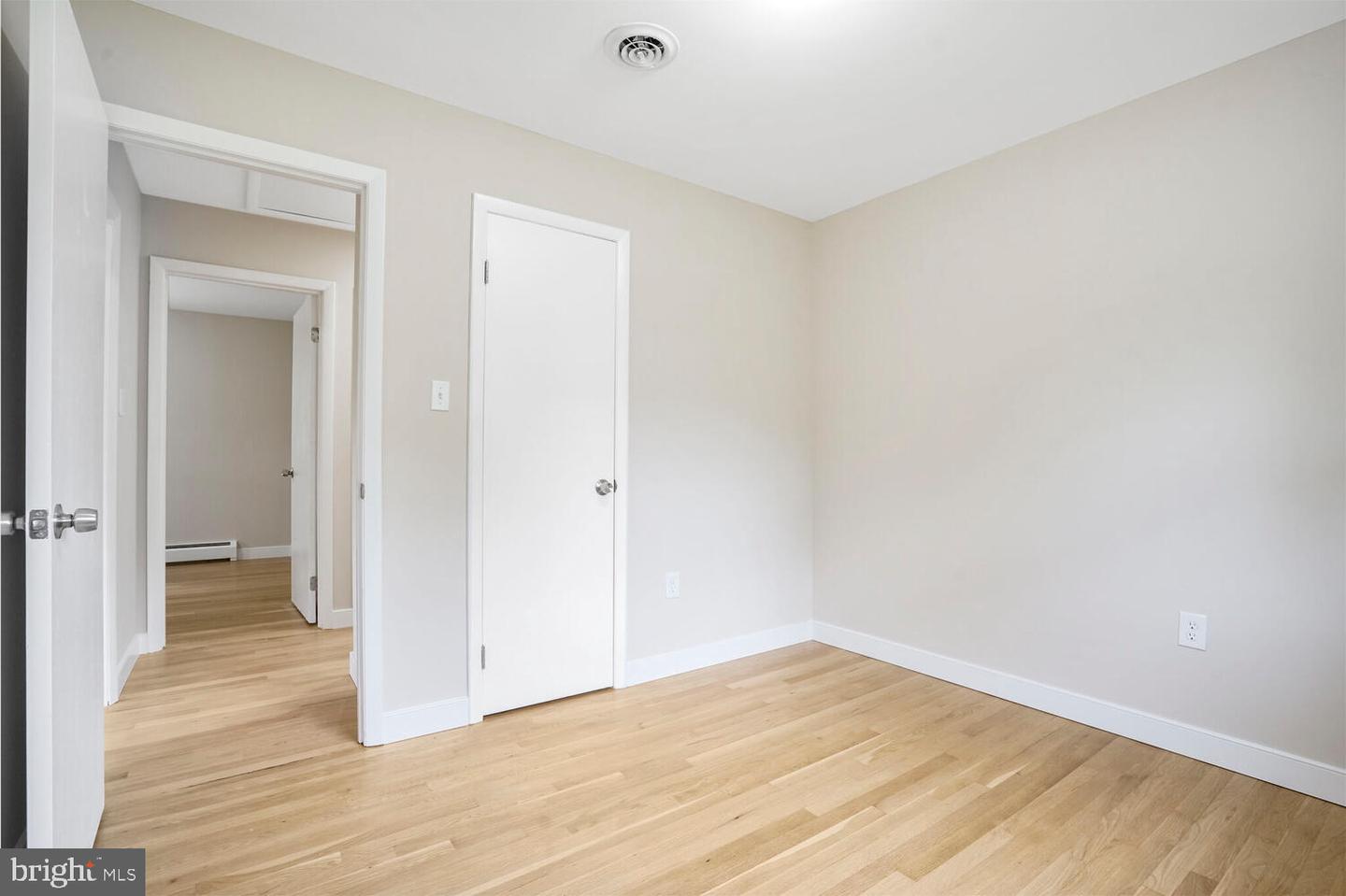 3809 CLAREMONT LN, WOODBRIDGE, Virginia 22193, 5 Bedrooms Bedrooms, ,2 BathroomsBathrooms,Residential,For sale,3809 CLAREMONT LN,VAPW2094224 MLS # VAPW2094224