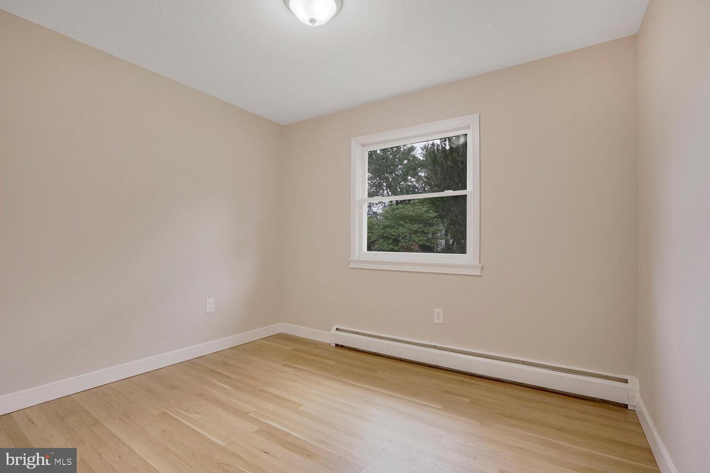 3809 CLAREMONT LN, WOODBRIDGE, Virginia 22193, 5 Bedrooms Bedrooms, ,2 BathroomsBathrooms,Residential,For sale,3809 CLAREMONT LN,VAPW2094224 MLS # VAPW2094224