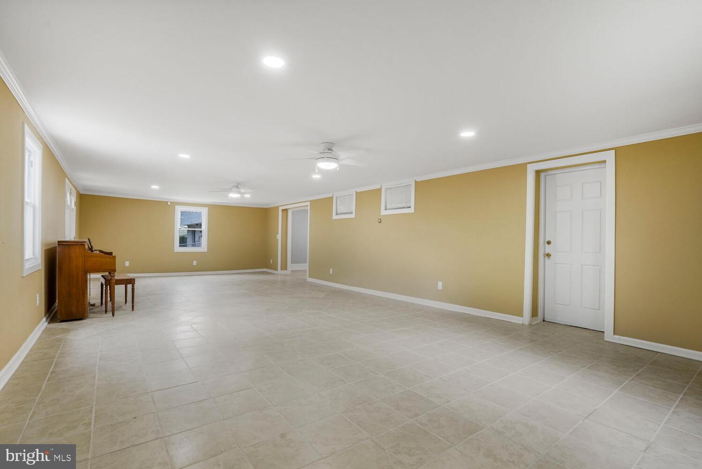 3809 CLAREMONT LN, WOODBRIDGE, Virginia 22193, 5 Bedrooms Bedrooms, ,2 BathroomsBathrooms,Residential,For sale,3809 CLAREMONT LN,VAPW2094224 MLS # VAPW2094224