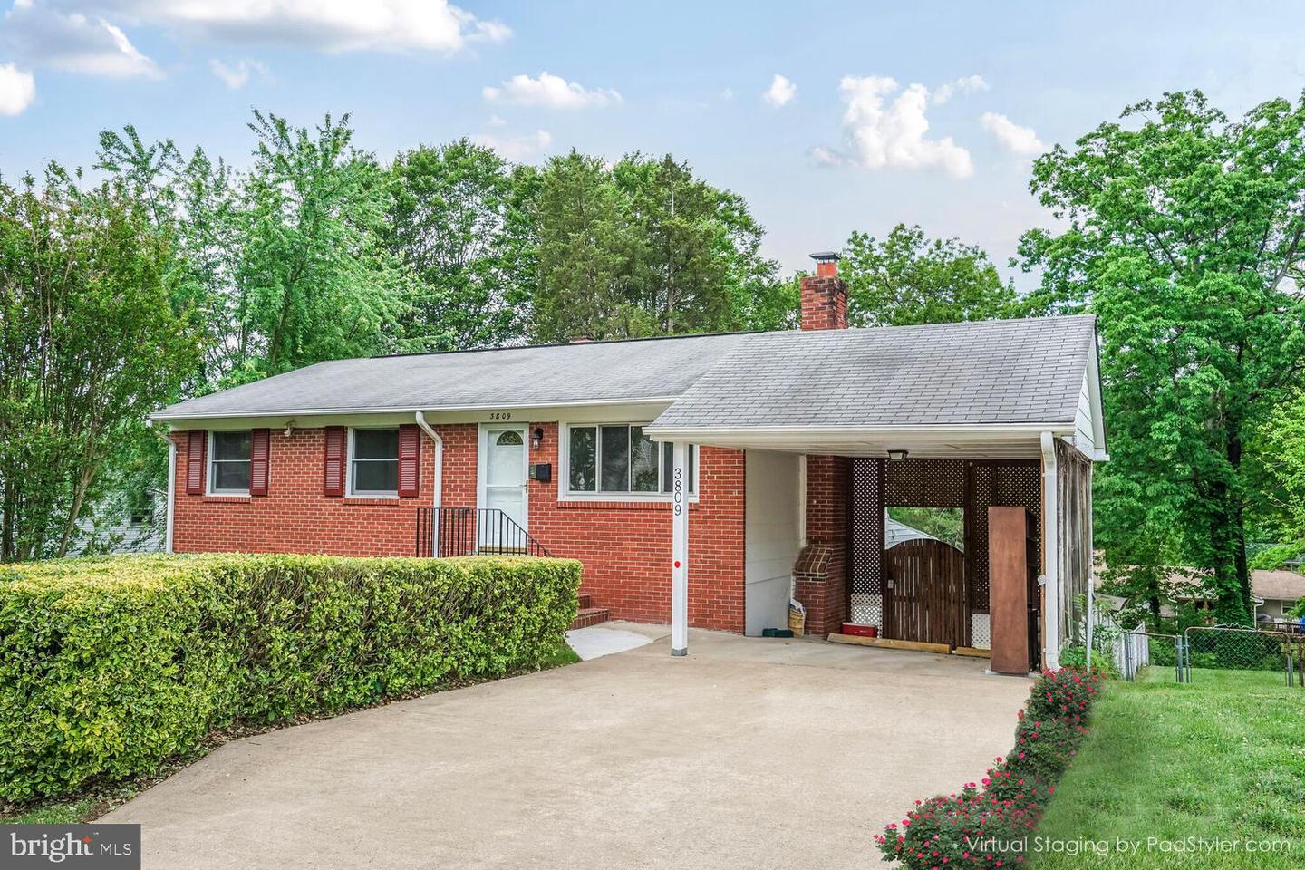 3809 CLAREMONT LN, WOODBRIDGE, Virginia 22193, 5 Bedrooms Bedrooms, ,2 BathroomsBathrooms,Residential,For sale,3809 CLAREMONT LN,VAPW2094224 MLS # VAPW2094224