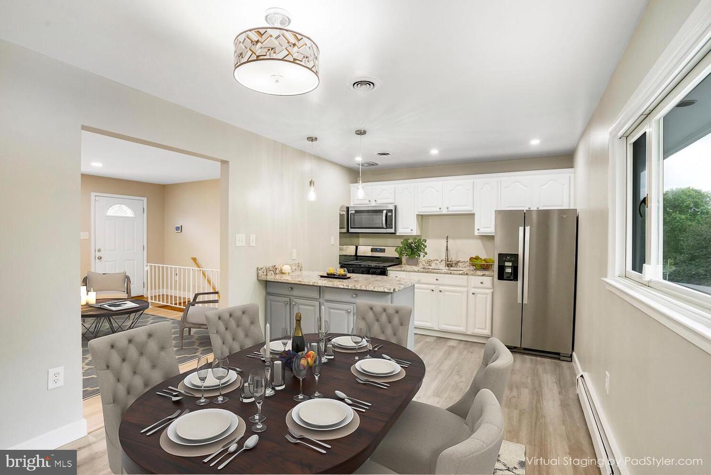 3809 CLAREMONT LN, WOODBRIDGE, Virginia 22193, 5 Bedrooms Bedrooms, ,2 BathroomsBathrooms,Residential,For sale,3809 CLAREMONT LN,VAPW2094224 MLS # VAPW2094224