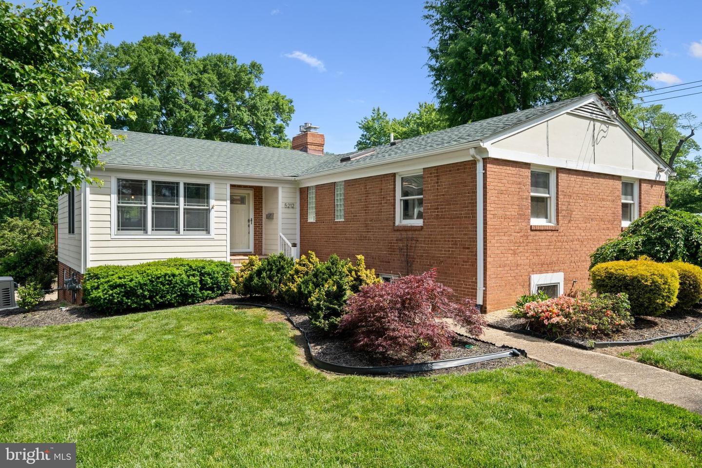 5212 MOUNT VERNON MEMORIAL HWY, ALEXANDRIA, Virginia 22309, 4 Bedrooms Bedrooms, ,2 BathroomsBathrooms,Residential,For sale,5212 MOUNT VERNON MEMORIAL HWY,VAFX2239488 MLS # VAFX2239488