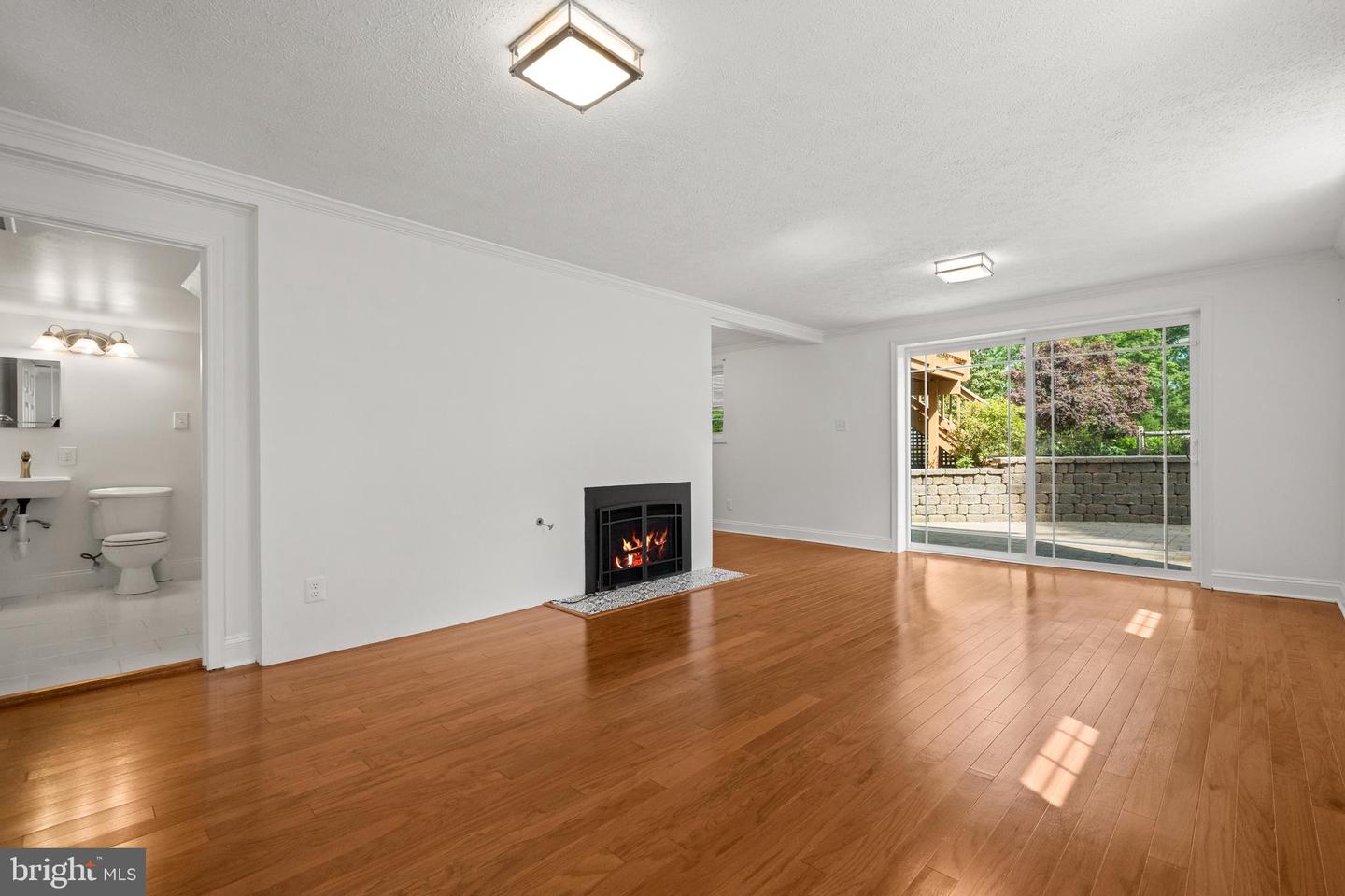 5212 MOUNT VERNON MEMORIAL HWY, ALEXANDRIA, Virginia 22309, 4 Bedrooms Bedrooms, ,2 BathroomsBathrooms,Residential,For sale,5212 MOUNT VERNON MEMORIAL HWY,VAFX2239488 MLS # VAFX2239488