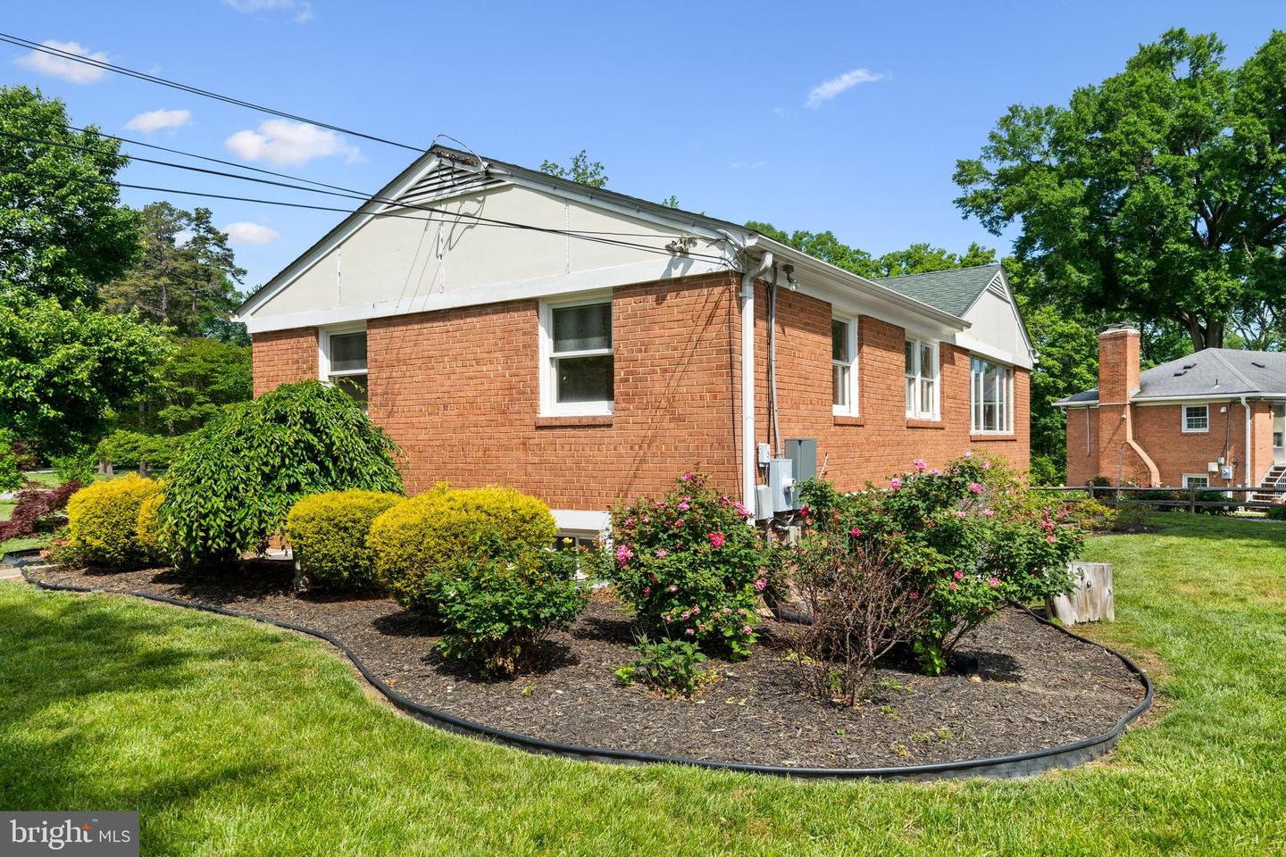 5212 MOUNT VERNON MEMORIAL HWY, ALEXANDRIA, Virginia 22309, 4 Bedrooms Bedrooms, ,2 BathroomsBathrooms,Residential,For sale,5212 MOUNT VERNON MEMORIAL HWY,VAFX2239488 MLS # VAFX2239488