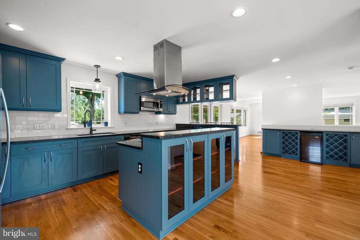 5212 MOUNT VERNON MEMORIAL HWY, ALEXANDRIA, Virginia 22309, 4 Bedrooms Bedrooms, ,2 BathroomsBathrooms,Residential,For sale,5212 MOUNT VERNON MEMORIAL HWY,VAFX2239488 MLS # VAFX2239488