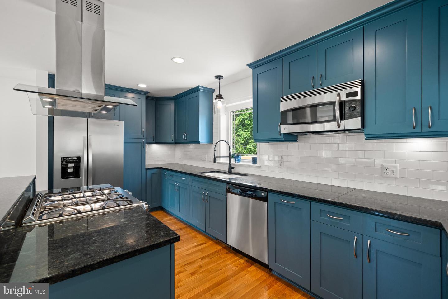 5212 MOUNT VERNON MEMORIAL HWY, ALEXANDRIA, Virginia 22309, 4 Bedrooms Bedrooms, ,2 BathroomsBathrooms,Residential,For sale,5212 MOUNT VERNON MEMORIAL HWY,VAFX2239488 MLS # VAFX2239488