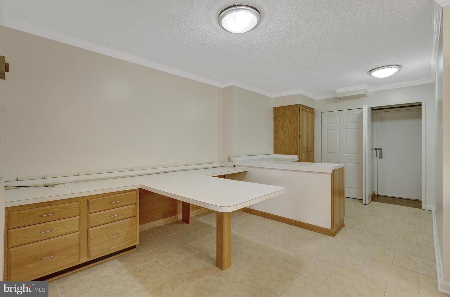 1800 OLD MEADOW RD #1610, MCLEAN, Virginia 22102, 1 Bedroom Bedrooms, ,2 BathroomsBathrooms,Residential,For sale,1800 OLD MEADOW RD #1610,VAFX2239512 MLS # VAFX2239512