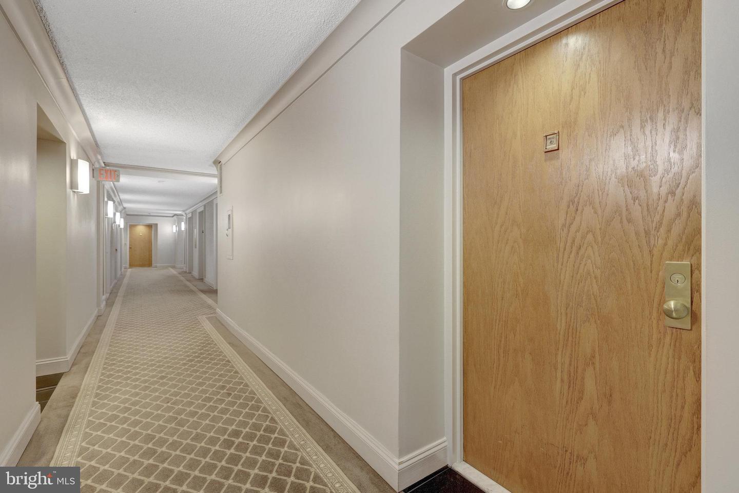 1800 OLD MEADOW RD #1610, MCLEAN, Virginia 22102, 1 Bedroom Bedrooms, ,2 BathroomsBathrooms,Residential,For sale,1800 OLD MEADOW RD #1610,VAFX2239512 MLS # VAFX2239512