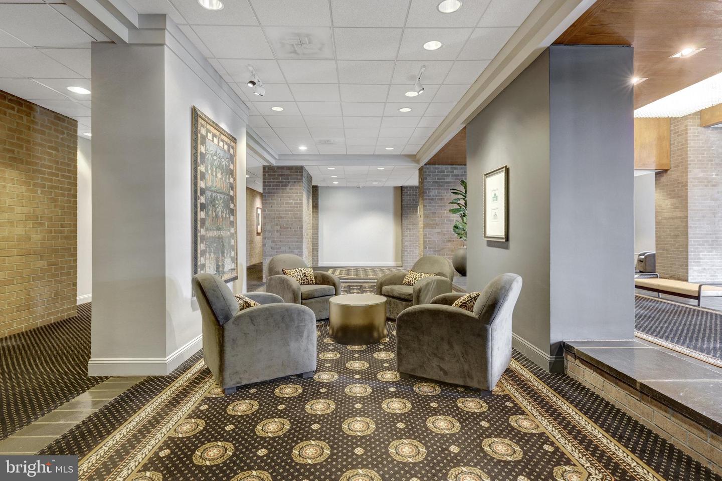 1800 OLD MEADOW RD #1610, MCLEAN, Virginia 22102, 1 Bedroom Bedrooms, ,2 BathroomsBathrooms,Residential,For sale,1800 OLD MEADOW RD #1610,VAFX2239512 MLS # VAFX2239512