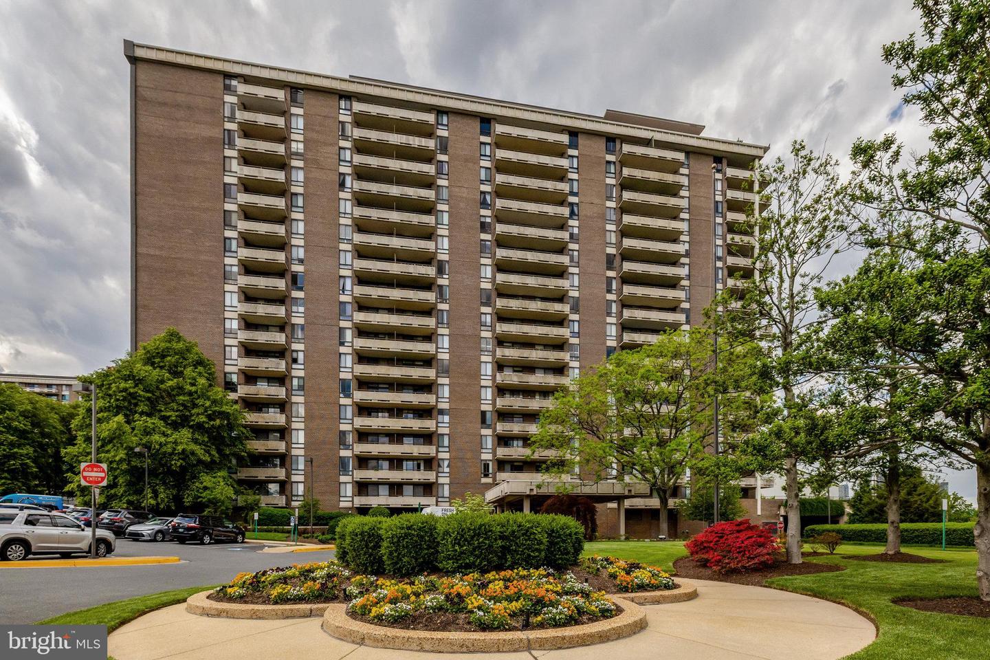 1800 OLD MEADOW RD #1610, MCLEAN, Virginia 22102, 1 Bedroom Bedrooms, ,2 BathroomsBathrooms,Residential,For sale,1800 OLD MEADOW RD #1610,VAFX2239512 MLS # VAFX2239512