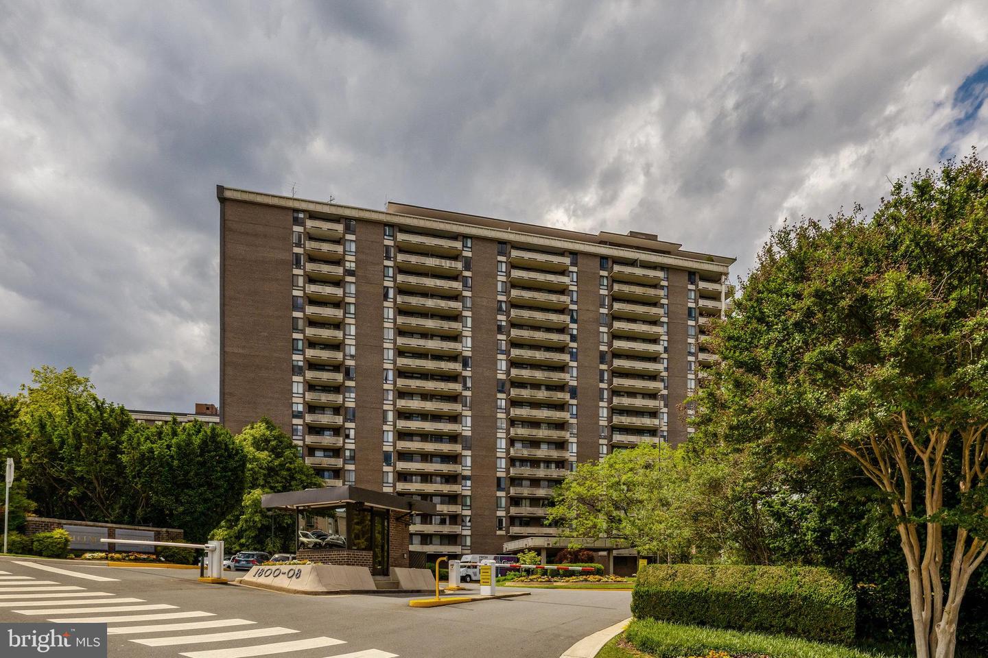 1800 OLD MEADOW RD #1610, MCLEAN, Virginia 22102, 1 Bedroom Bedrooms, ,2 BathroomsBathrooms,Residential,For sale,1800 OLD MEADOW RD #1610,VAFX2239512 MLS # VAFX2239512