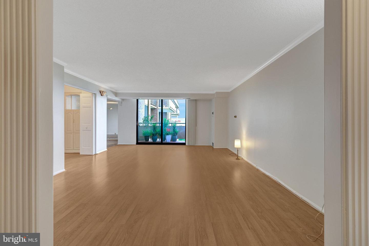 1800 OLD MEADOW RD #1610, MCLEAN, Virginia 22102, 1 Bedroom Bedrooms, ,2 BathroomsBathrooms,Residential,For sale,1800 OLD MEADOW RD #1610,VAFX2239512 MLS # VAFX2239512