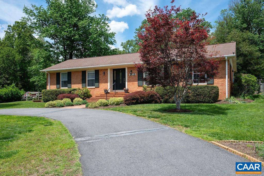 2613 HUNTINGTON RD, CHARLOTTESVILLE, Virginia 22901, 4 Bedrooms Bedrooms, ,3 BathroomsBathrooms,Residential,2613 HUNTINGTON RD,664684 MLS # 664684