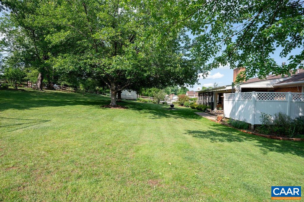 2613 HUNTINGTON RD, CHARLOTTESVILLE, Virginia 22901, 4 Bedrooms Bedrooms, ,3 BathroomsBathrooms,Residential,2613 HUNTINGTON RD,664684 MLS # 664684