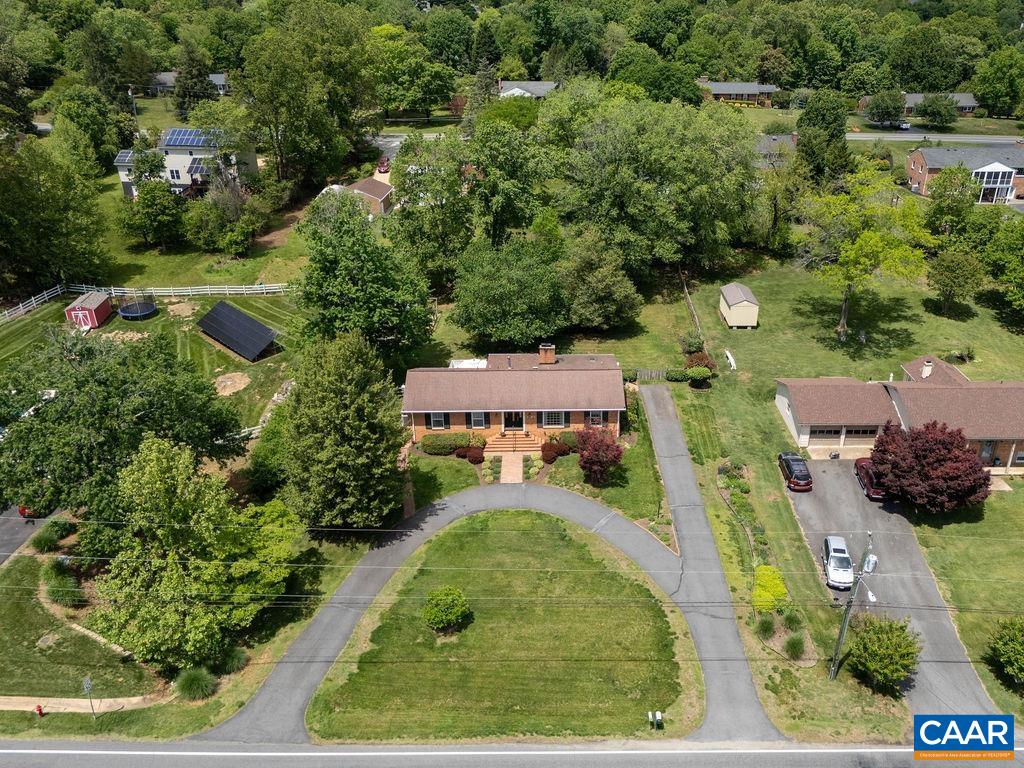 2613 HUNTINGTON RD, CHARLOTTESVILLE, Virginia 22901, 4 Bedrooms Bedrooms, ,3 BathroomsBathrooms,Residential,2613 HUNTINGTON RD,664684 MLS # 664684