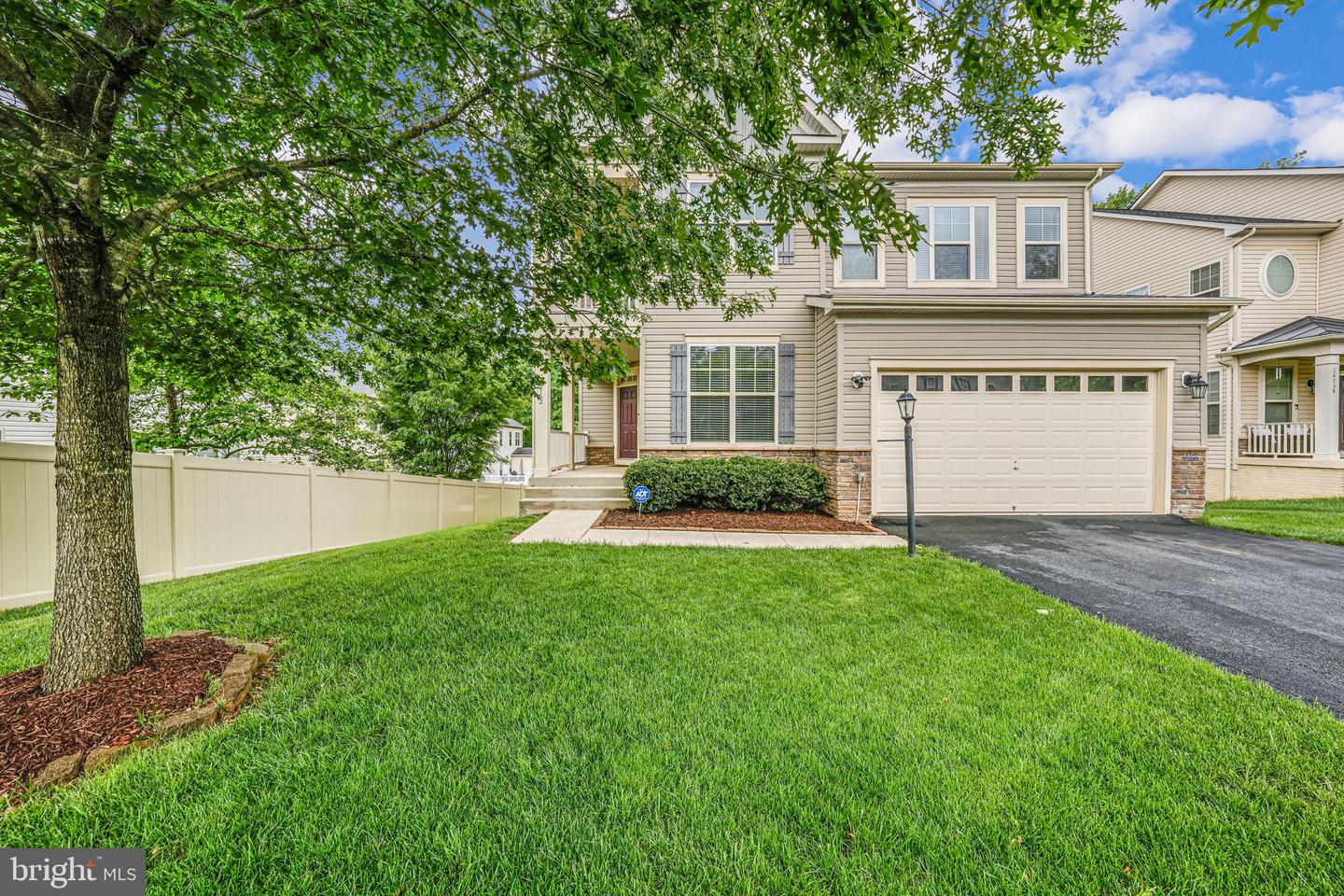 14762 BELL TOWER RD, WOODBRIDGE, Virginia 22193, 5 Bedrooms Bedrooms, ,4 BathroomsBathrooms,Residential,For sale,14762 BELL TOWER RD,VAPW2094192 MLS # VAPW2094192
