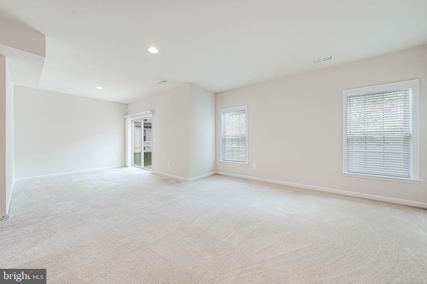14762 BELL TOWER RD, WOODBRIDGE, Virginia 22193, 5 Bedrooms Bedrooms, ,4 BathroomsBathrooms,Residential,For sale,14762 BELL TOWER RD,VAPW2094192 MLS # VAPW2094192