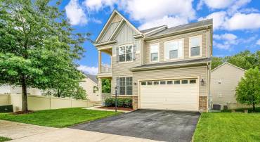 14762 BELL TOWER RD, WOODBRIDGE, Virginia 22193, 5 Bedrooms Bedrooms, ,4 BathroomsBathrooms,Residential,For sale,14762 BELL TOWER RD,VAPW2094192 MLS # VAPW2094192