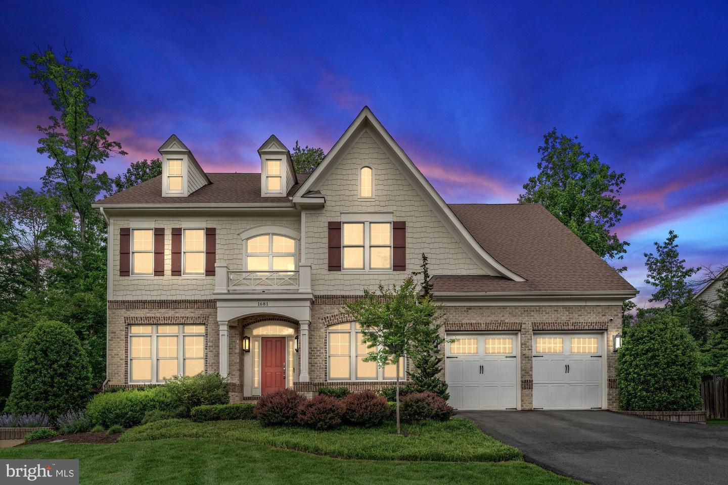 1681 DREWLAINE DR, VIENNA, Virginia 22182, 5 Bedrooms Bedrooms, ,4 BathroomsBathrooms,Residential,For sale,1681 DREWLAINE DR,VAFX2239306 MLS # VAFX2239306