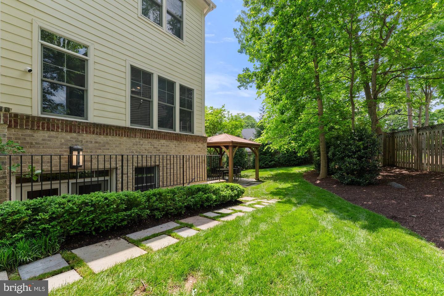 1681 DREWLAINE DR, VIENNA, Virginia 22182, 5 Bedrooms Bedrooms, ,4 BathroomsBathrooms,Residential,For sale,1681 DREWLAINE DR,VAFX2239306 MLS # VAFX2239306