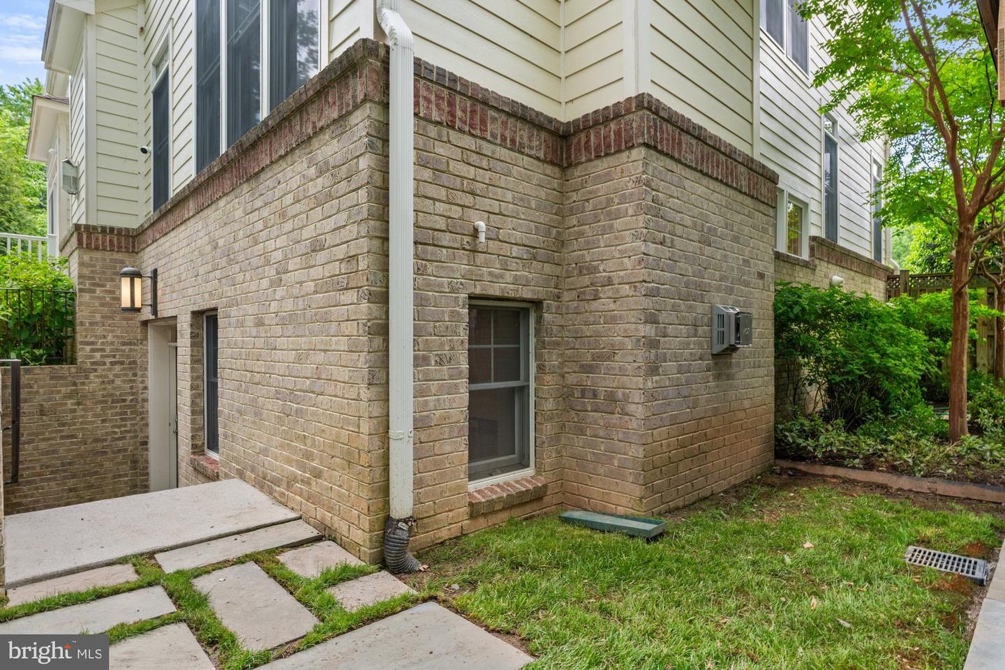 1681 DREWLAINE DR, VIENNA, Virginia 22182, 5 Bedrooms Bedrooms, ,4 BathroomsBathrooms,Residential,For sale,1681 DREWLAINE DR,VAFX2239306 MLS # VAFX2239306